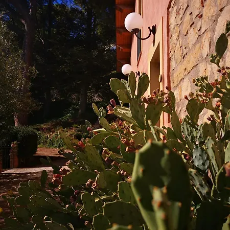 Sesima Turismo Rurale ホテル Mistretta